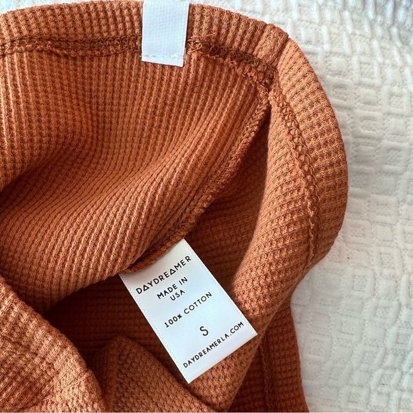 DAYDREAMER Cognac Mock Neck Thermal - Picture 11 of 13